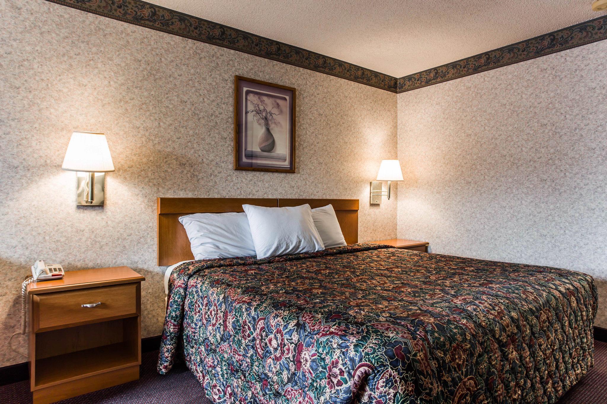 Rodeway Inn University Area Charlotte Exterior photo