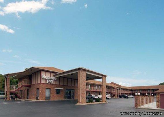 Rodeway Inn University Area Charlotte Exterior photo